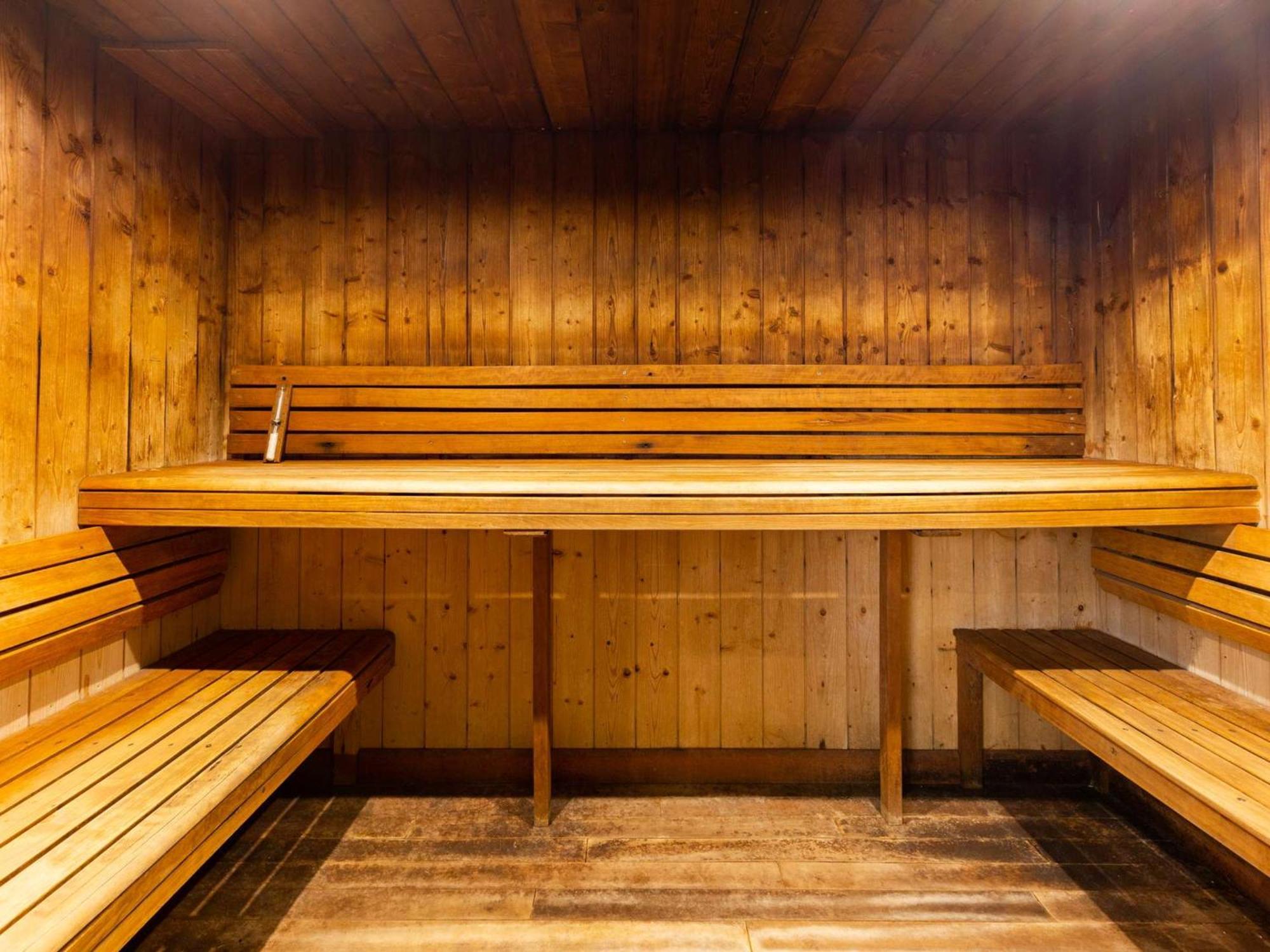 Appartement Duplex Centre Saint-Lary Avec Piscine, Sauna Et Parking - Fr-1-296-395 מראה חיצוני תמונה